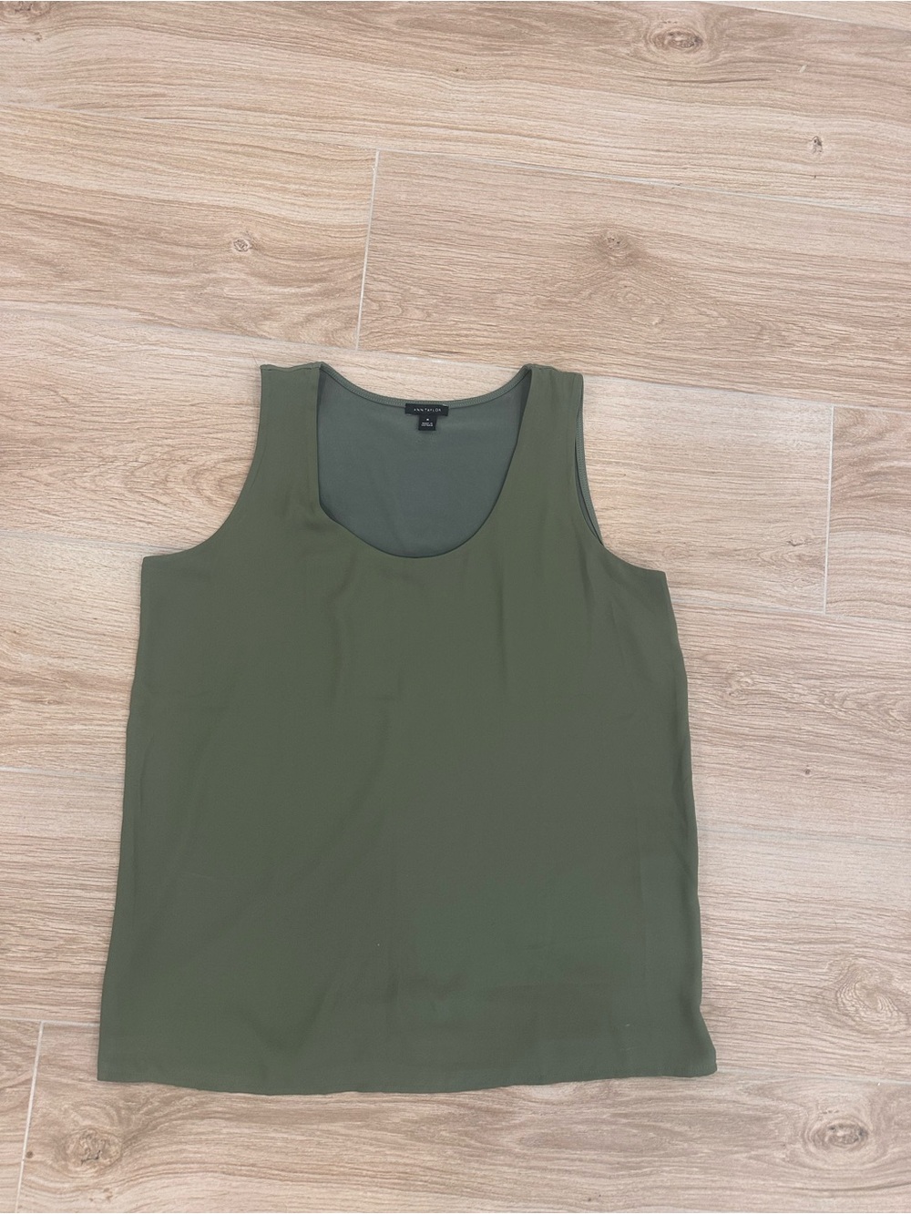 Ann Taylor Olive Green Scoop Neck Tank